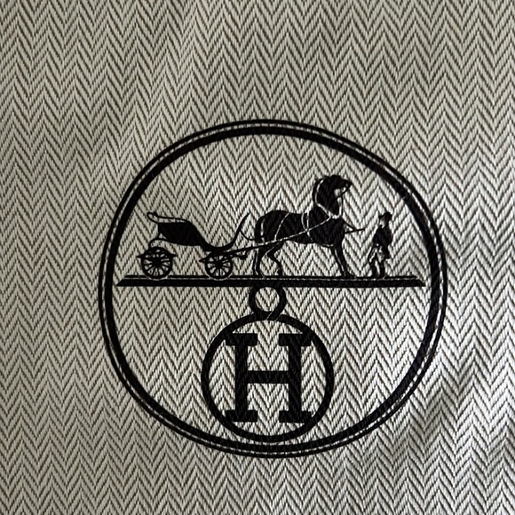 Set of Two Empty Hermes Dust Bags - Picture 2 of 3